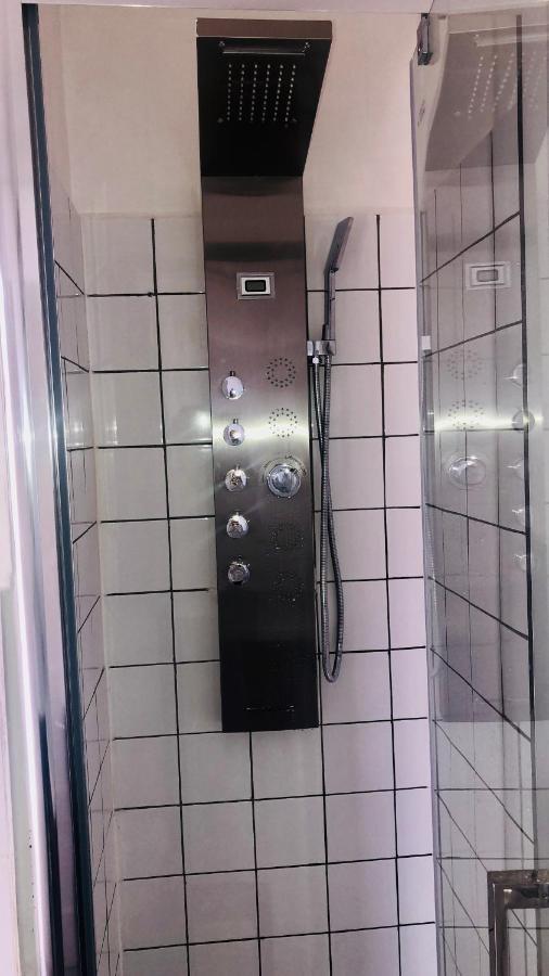 Apartament Super Location 2, 1Min Metro 10 Min From Camden Londyn Zewnętrze zdjęcie