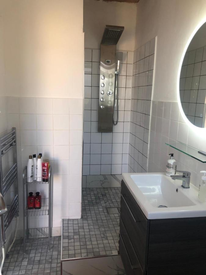 Apartament Super Location 2, 1Min Metro 10 Min From Camden Londyn Zewnętrze zdjęcie